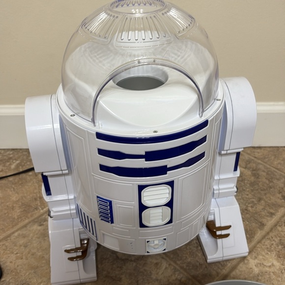 Star Wars R2D2 Popcorn Maker - Picture 4 of 9